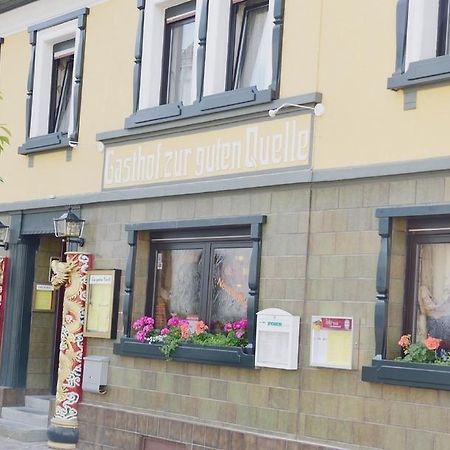 Hotel Zur Guten Quelle Selters  Екстер'єр фото